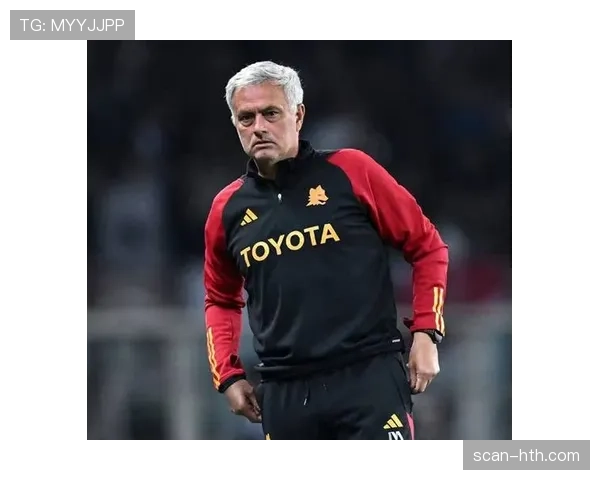 穆里尼奥展现战术大师风采,罗马关键战役中表现抢眼 穆里尼奥展现战术大师风采,罗马关键战役中表现抢眼