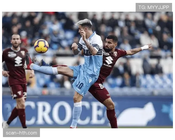 都灵定位球战术显威力,助球队战绩稳步攀升 都灵定位球战术显威力,助球队战绩稳步攀升